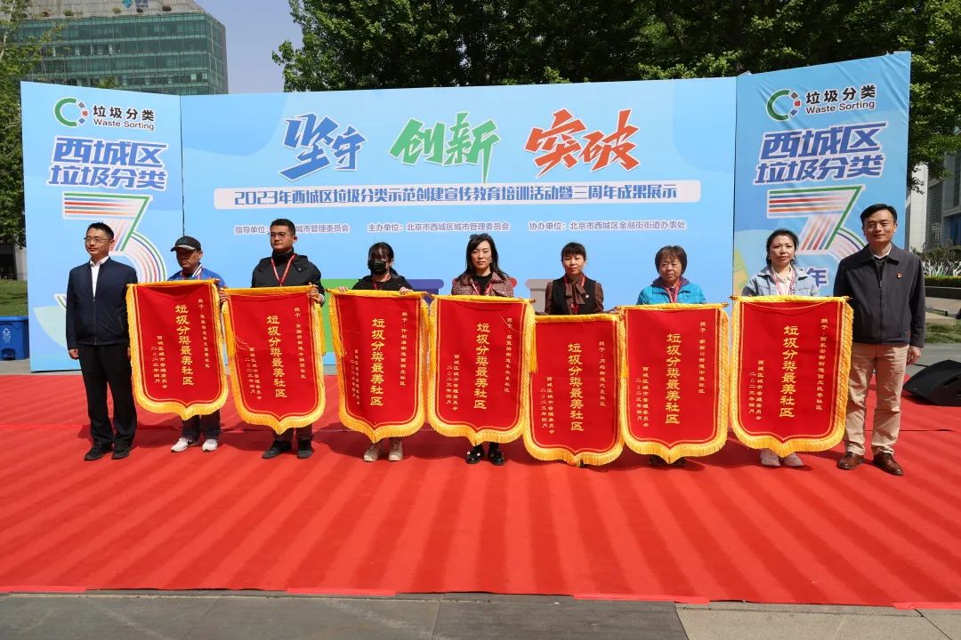 645d92b363dca.jpg 645d92b363dca.jpg